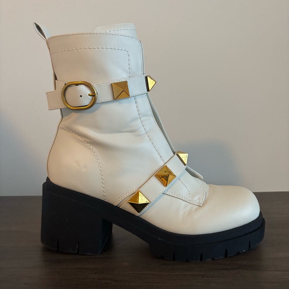 Nine West Women’s Junga Lug Sole Cream Studded Boots